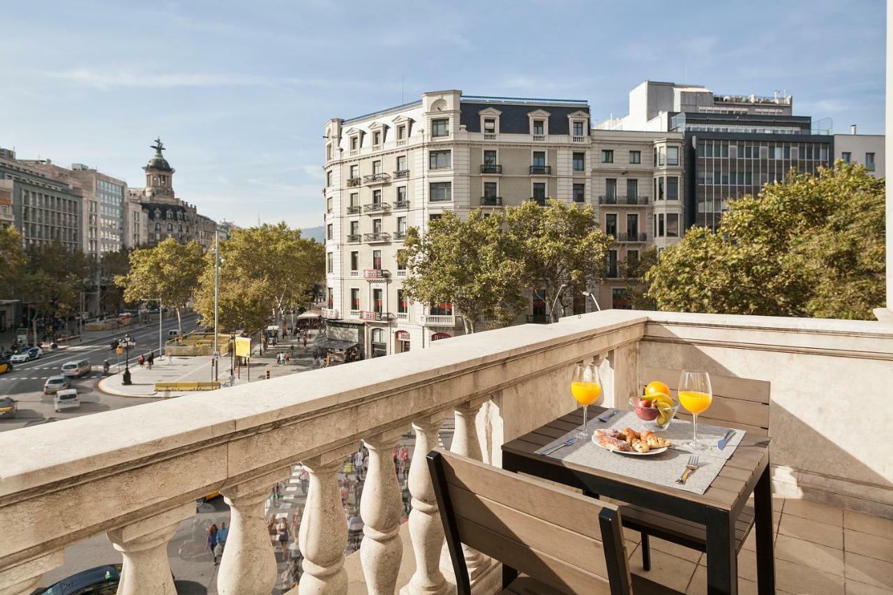 Uma Suites Passeig De Gracia 16 巴塞罗那 外观 照片