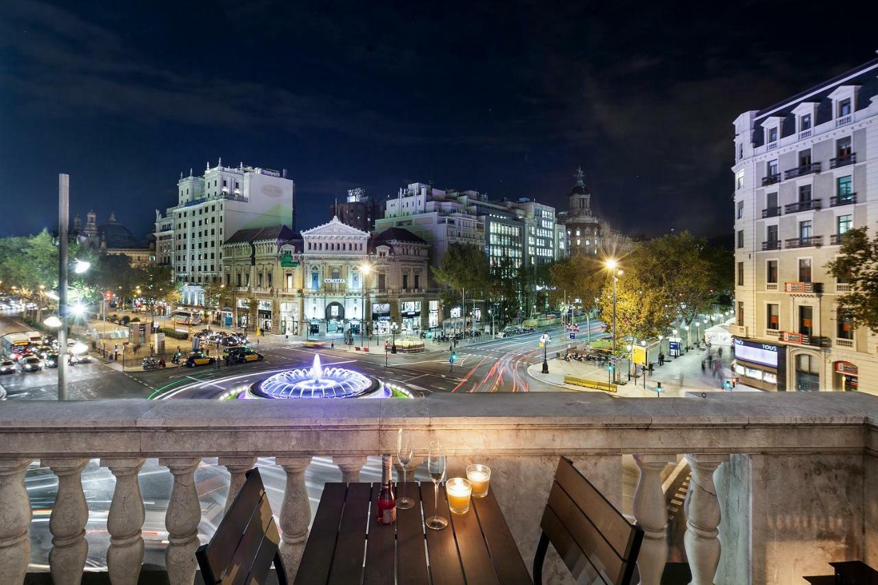 Uma Suites Passeig De Gracia 16 巴塞罗那 外观 照片