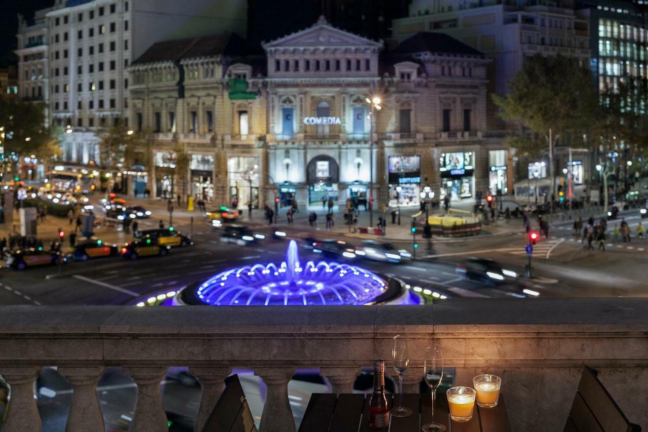 Uma Suites Passeig De Gracia 16 巴塞罗那 外观 照片