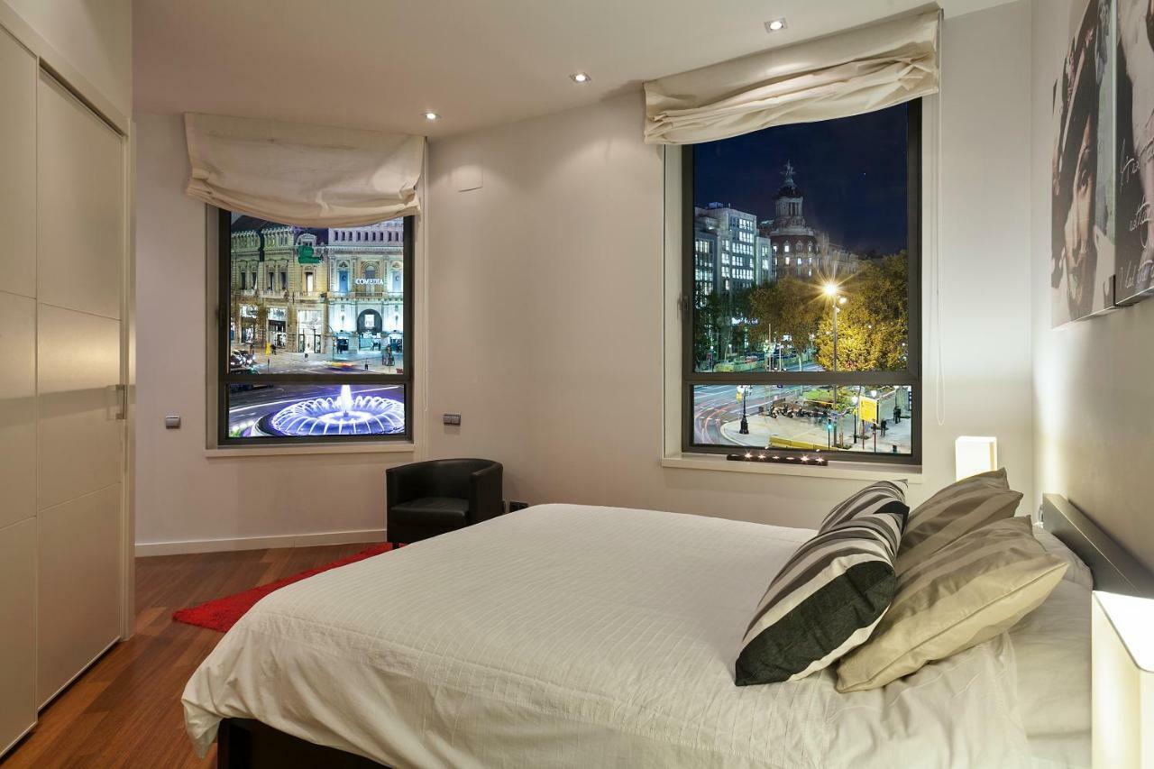 Uma Suites Passeig De Gracia 16 巴塞罗那 外观 照片
